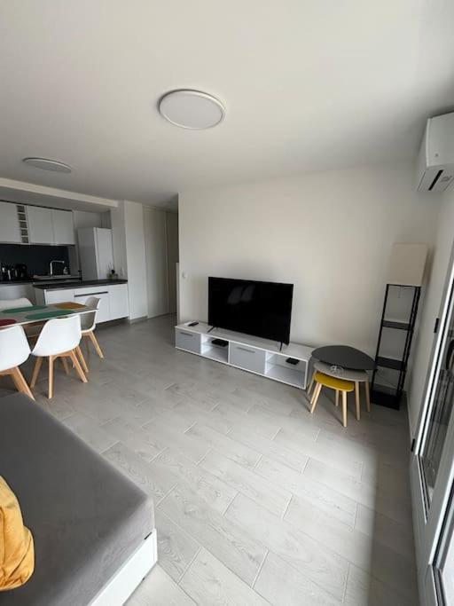 בוסוליי Appartement Tout Confort & Parking מראה חיצוני תמונה
